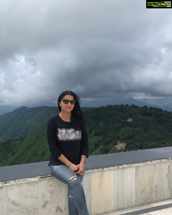 Bhumika Chawla Instagram - Leaving the mountains and getting back to the real world which is truly unreal ... a facade ... my heart shall carry the memories πΈπ of nature