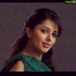 Bhumika Chawla Instagram - Us de naal Yaari kadi na rakhiyo jis nu apne te gurur howay.. Maa baap Nu bura na Akhiyo, chahe lakh unhan da Qasur howay.. Rah chalde nu dil na daiyo, chahe lakkh chehre te noor howay... Oh Bulliya dosti sirf uthe kariyo jithe dosti nibhawan da dastoor howay...!