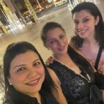 Bhumika Chawla Instagram - Catching up … 💕 @naila_sethi .. stay blessed always and vibrant as you are 💕