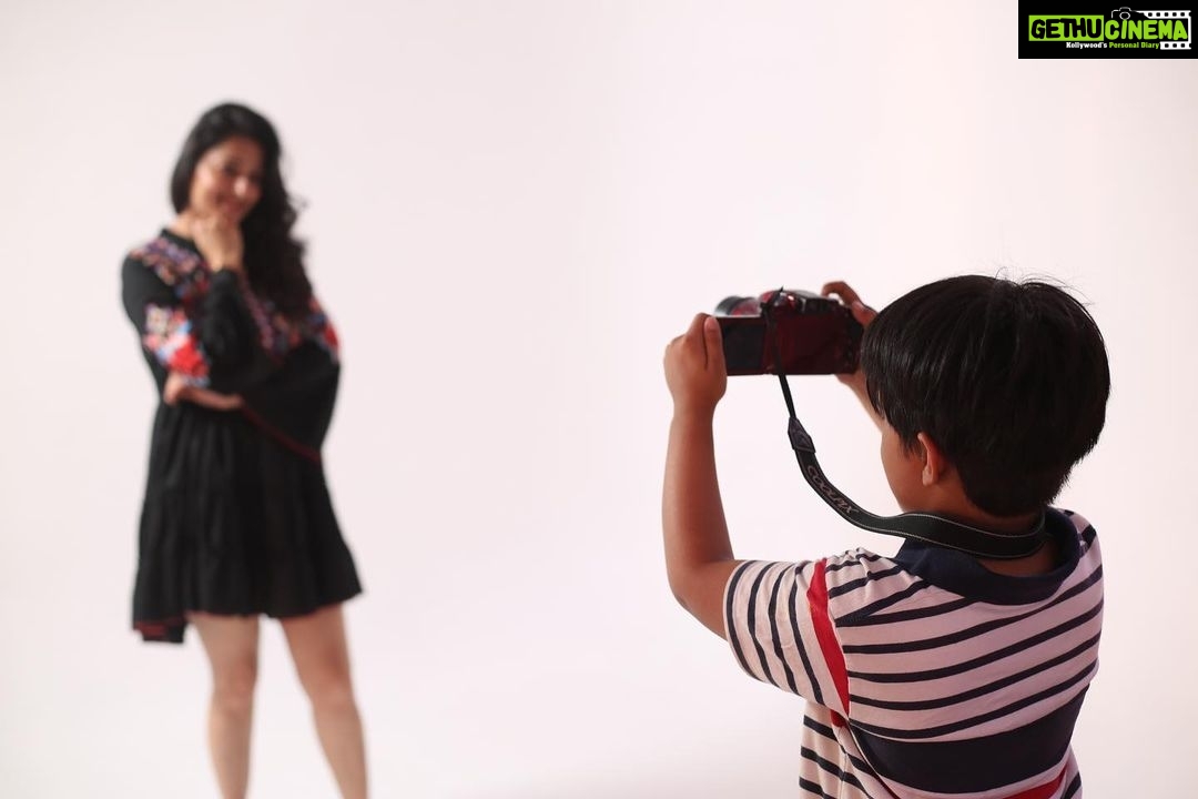 Bhumika Chawla Instagram - My official photographer forever ❤️ my champ — 🙏