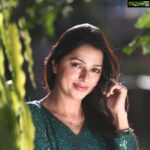 Bhumika Chawla Instagram - Life … the biggest gift … what you do each day with it … is your choice … be kind …. Work hard … be humble … love … 🍂