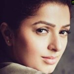 Bhumika Chawla Instagram - A HEART THAT MELTS , aches , breaks , learns , laughs feels happy is a heart that has lived fully …. Allow your heart to melt like a candle … your nerves to be like the nerves of steel … give in to your soul .. yet don’t let the voice of your consciousness die … ❤️
