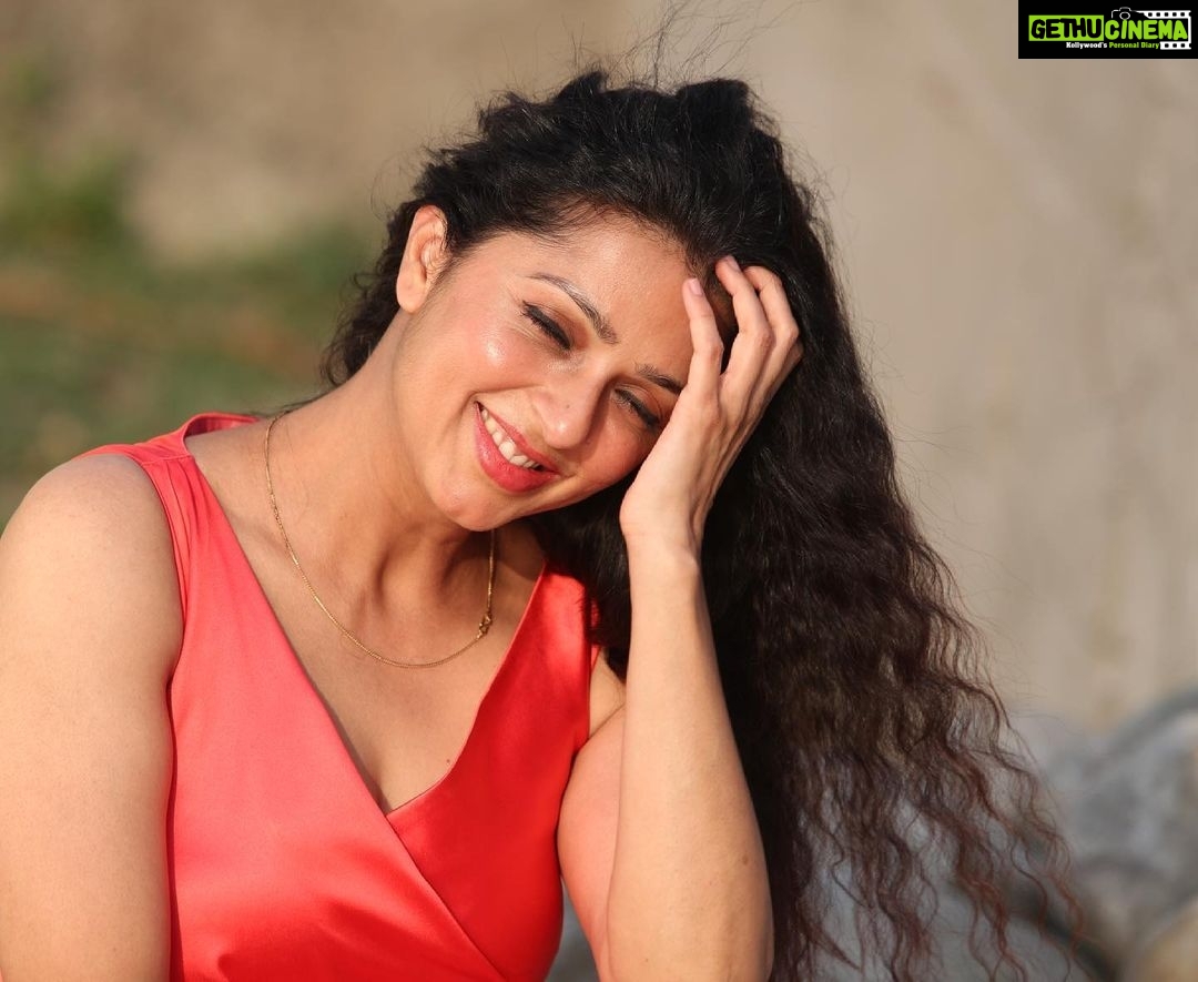 Actress Bhumika Chawla HD Photos and Wallpapers May 2021 - Gethu Cinema Actress Bhumika Chawla HD Photos and Wallpapers May 2021 - Gethu Cinema