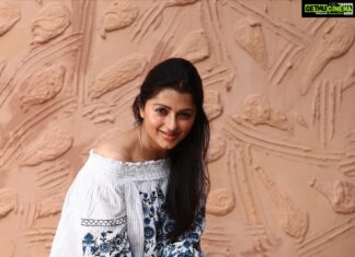 Bhumika Chawla Instagram - It’s a matter of time .... . . . . #bhumikachawla #traveller #seeker