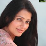 Bhumika Chawla Instagram - Every thing begins with a dream , passion , desire ... and determination .... The moment you let the passion , desire and determination fade .... The dream breaks ... Never give up on what you want in life .... coz most times failure happens when you are half way through your dream and passion and you get lax ✨🌟