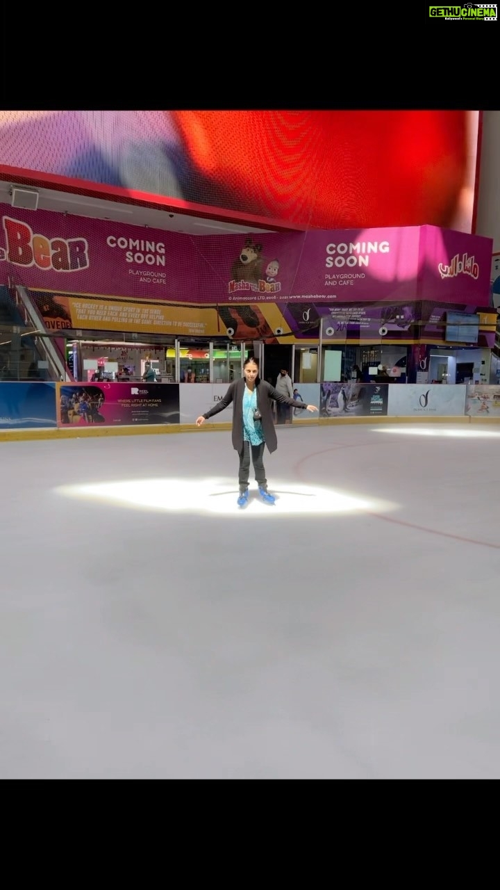 Bhumika Chawla Instagram - Cover me in sunshine ☀️ ( leave being dependent … find it figure it , do it , or leave it ✨