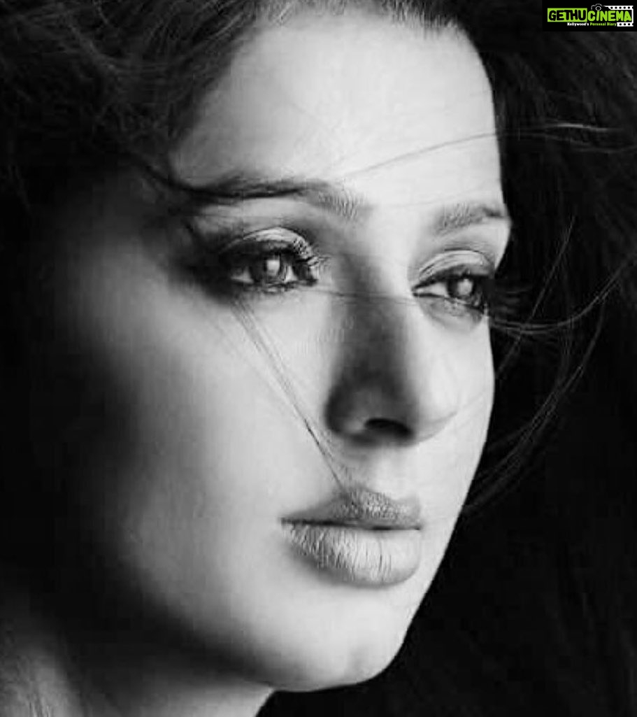 Bhumika Chawla Instagram - What an END ... To a FILM that started WITHOUT A script.... They had no idea but FURIOUSLY STARTED WRITING DIALOGUES AND made their Performers overact AS THEY SAW THE RATINGS GO UP .... they added drama , fire and spice ... and now all that we are left with is a country split into two parts , two beliefs ... the only thing common between both sides is HATRED AND DISGUST TOWARDS THE OTHER ... THANK YOU !! PLS LOOK WITHIN .... that was a HORRIBLY AMAZING show .... Time to wait now .... P S —- if it’s about drugs it’s not just film industries , it’s everywhere Go to the mountains , enjoy festivals ... We have to Remove it fully Go to root BAN IT FULLY ... QUESTION —- only women involved in everything - every where ?? Are we ? Patriarchy at its BEST THE END !!!!