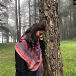 Bhumika Chawla Instagram - Khul ke Jeene ka tareeka tumhe sikhate hai .... 😊 has ke dekho na Lateefa tumhe Sunate hai 🌻 what a lovely song 🎵 DIL BECHARA-ORIGINAL