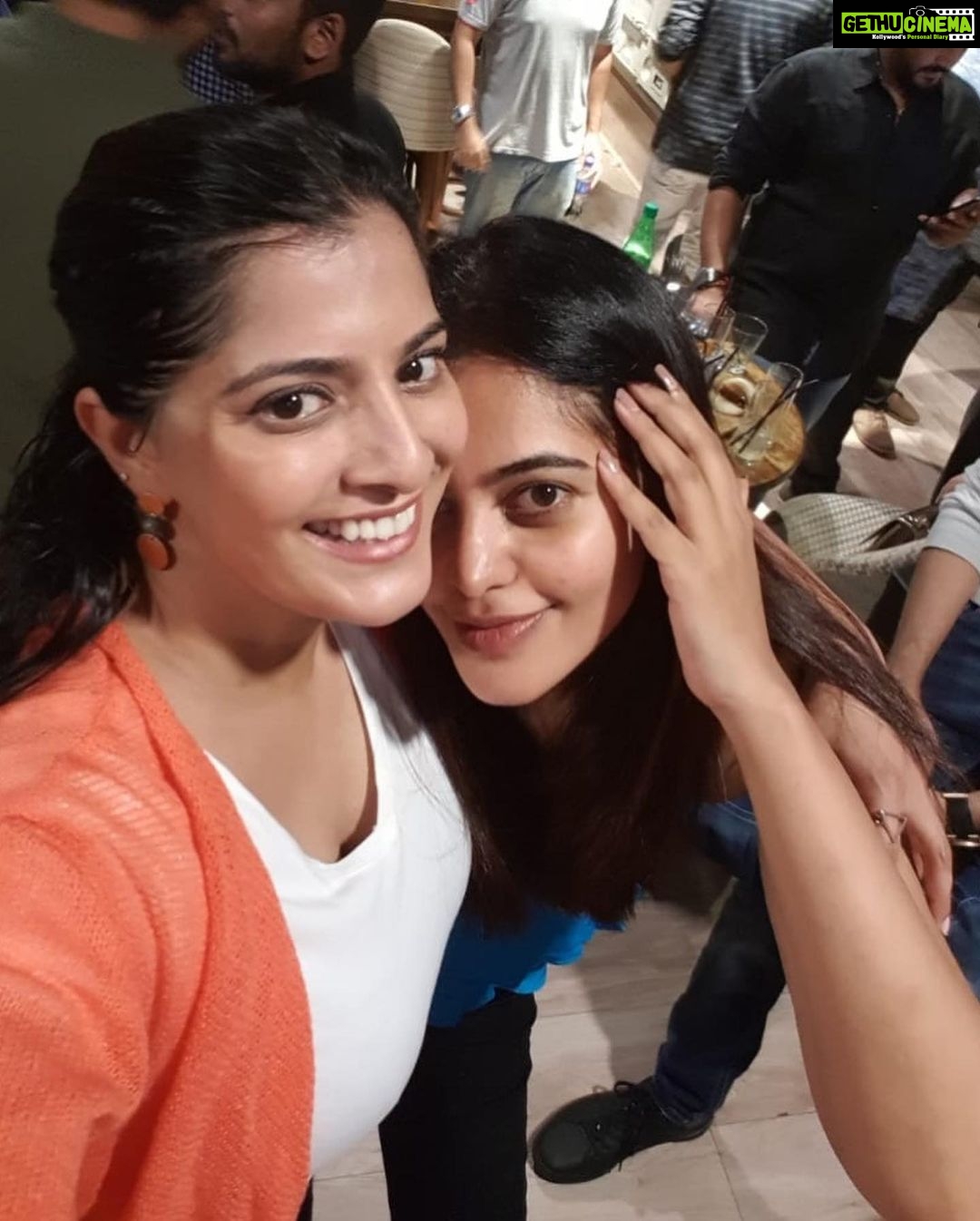 Bindu Madhavi Instagram - N u not being around in chennai, makes me miss u... @varusarathkumar #pal #confidant #🤭 #2much