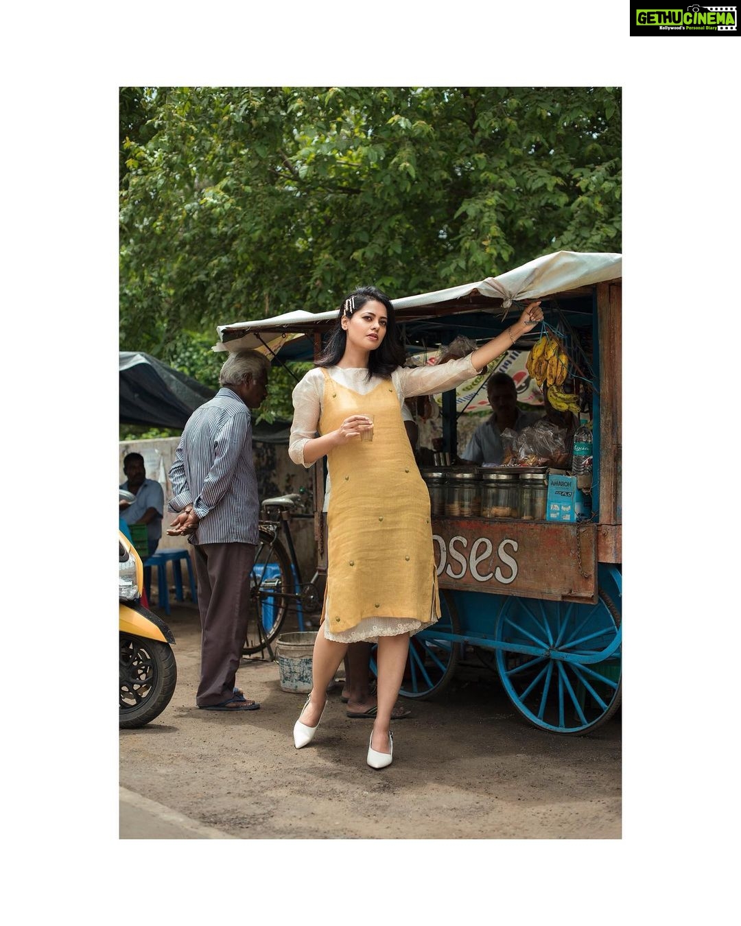 Bindu Madhavi Instagram - For Kazhugu2 movie promotions Outfit - @Chokhi.Chorri H + M - @PinkyLohar Photography -@Joshua_Stephen_Jaywin Styling - @DesignByBlueprint & @Blueprint_By_Navya_Divya