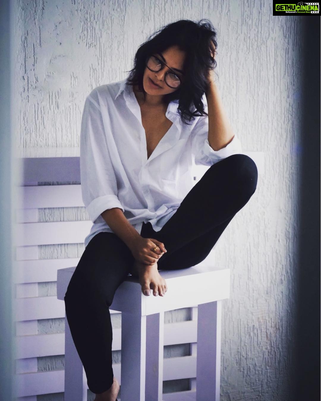 Bindu Madhavi Instagram - Rise and slay......
