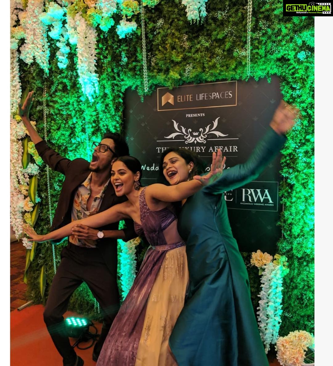 Bindu Madhavi Instagram - #runway #fashionshow. For @suresh.menon at The Luxury Affair..................... Outfit and makeup- @suresh.menon, hair- @michellebegum_hairnmakeup. Choreographer- @priya_manikandan, π·- @rajjkumar2305