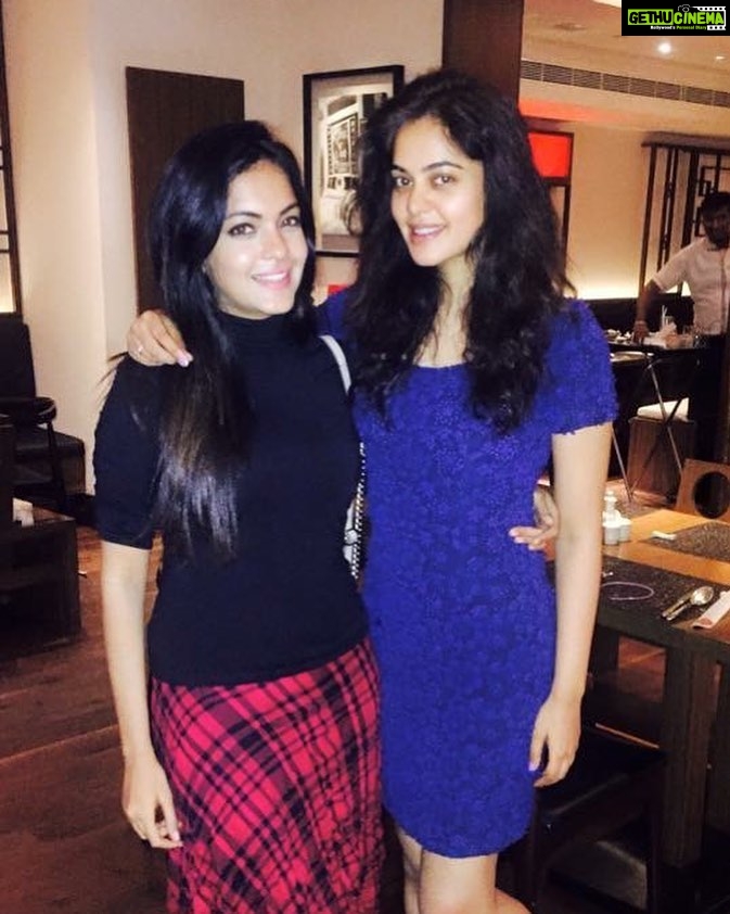 Bindu Madhavi Instagram - Woohoooo partytime..... oopsy, I mean Happy Birthday su 😘❤️ @surya.ganapathy