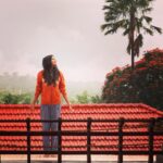 Bindu Madhavi Instagram – Life is full of beauty….. #rainyday #greysky #marayoor #kazhugu2