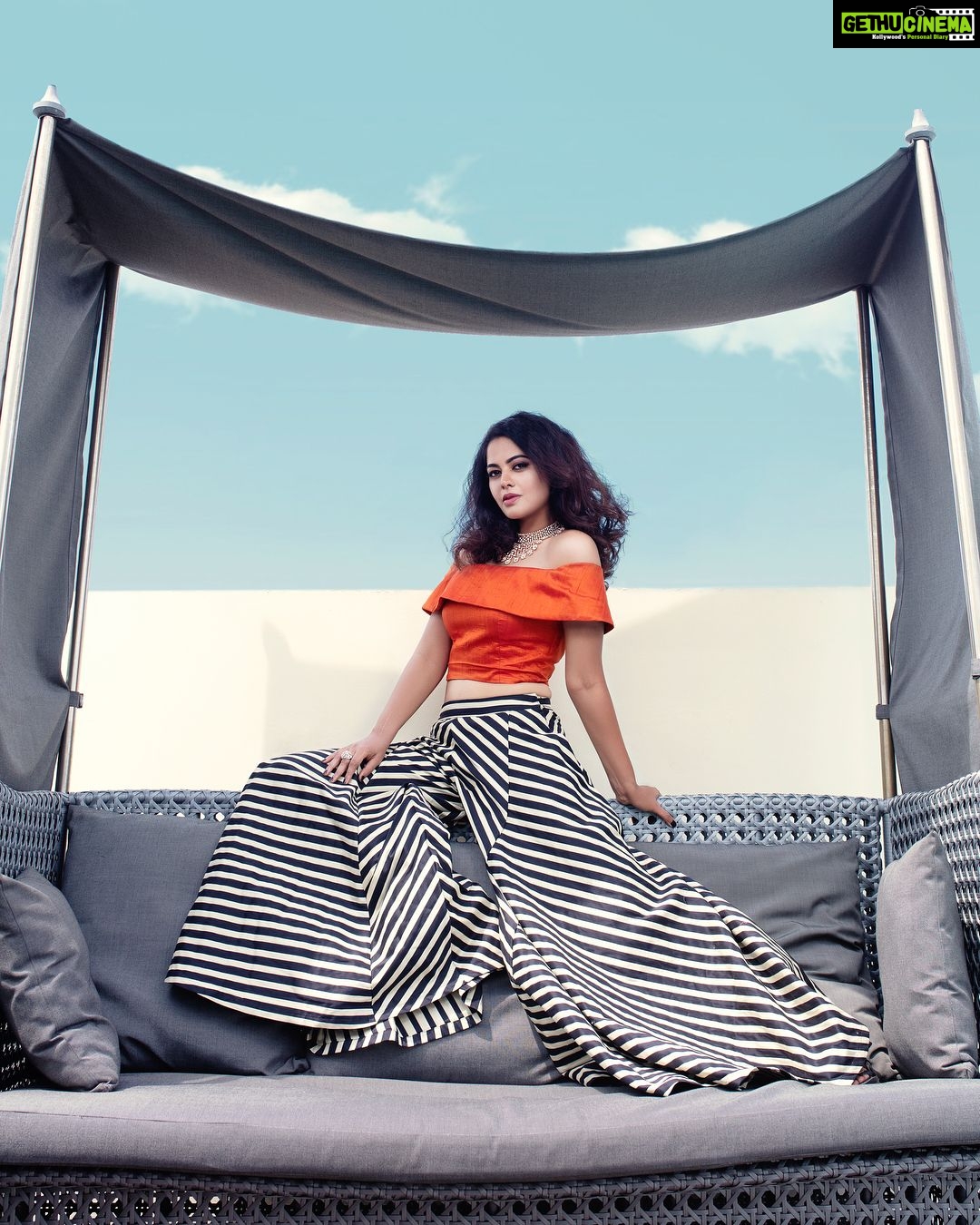 Bindu Madhavi Instagram - For @feminaindia #feminatamil...... 📷 @waranyogesh_v stylist - @ektanahar07 @sandeepravi89 👗 @studio9696 💎 @vbjmoments 💄 @page3salon