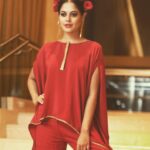 Bindu Madhavi Instagram - There is a shade of red for every women- Audrey Hepburn. In @asmitamarwadesign n with @asmitamarwa. Makeup and hair by this champ @danam_mua, #sifa #backstage #ramp