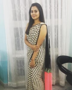 Bindu Madhavi Instagram - For PPK audio launch..... @amritha.ram @rachelstylesmith #sabyasachi #pipi