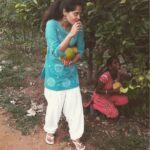 Bindu Madhavi Instagram - Thanku every1 forya wishes...... ❤️❤️❤️🤗🤗 day well spent in d farm.... #nature #farm #organic #village #devarintipalli #madanapalli #native