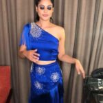 Bindu Madhavi Instagram - My performance look for last nyt.... dressed by @ashwin.thiyagarajan makeup n hair @samanthajagan @whatawink...... thanks guys 🤗😘❤️
