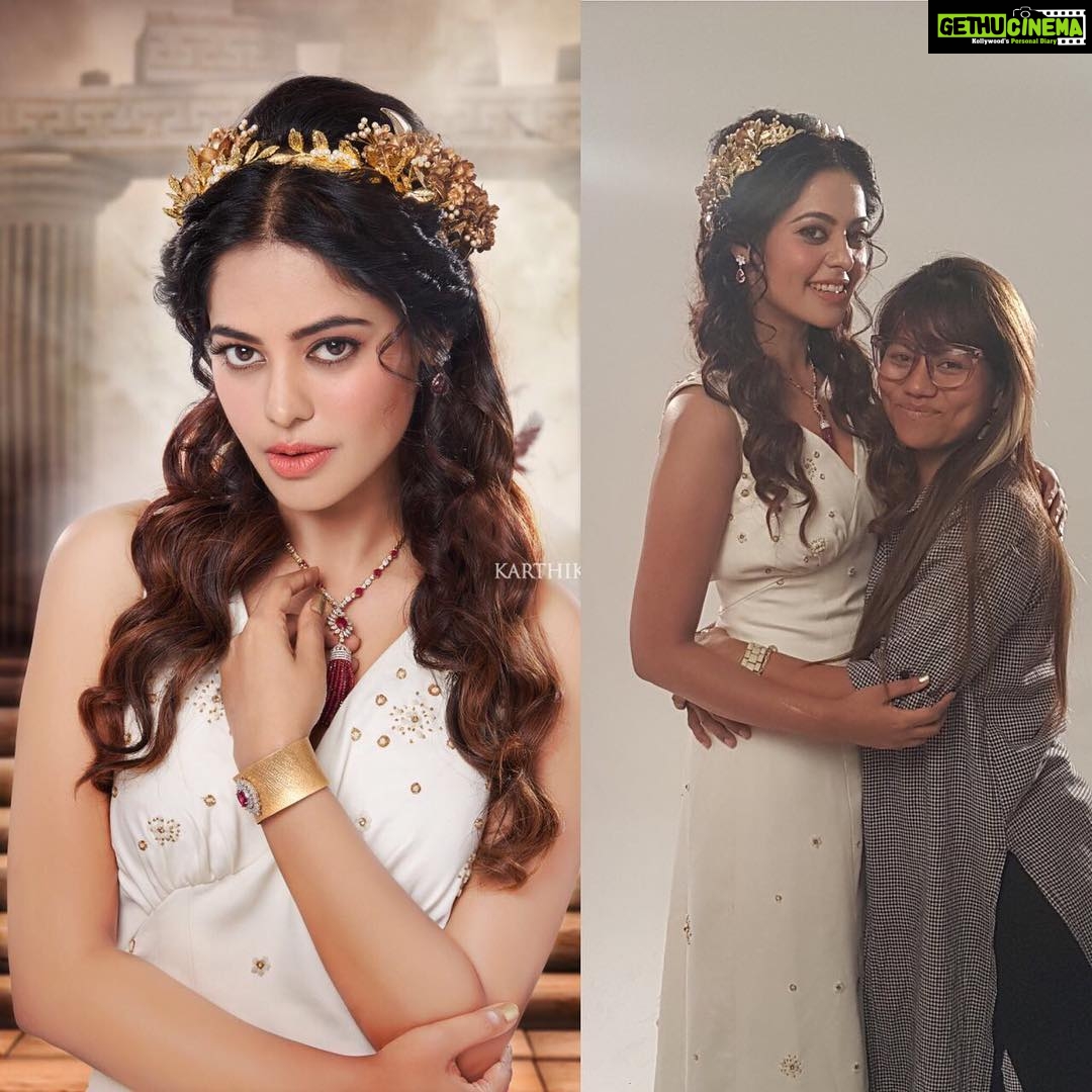 Bindu Madhavi Instagram - With my magician...... admired her work always..... loveya rach @rachelstylesmith..... #helenoftroy for once upon a time calendar shoot.... @karthiksrinivasan007 styling- @shilpathestylist Dress- @hangar_atelier