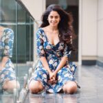 Bindu Madhavi Instagram - Don’t forget to SMILE..... :) @wemagazineofficial, styling wardrobe makeup @suresh.menon man behind the lens @mobinkurien hair @vurvesalon
