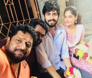 Bindu Madhavi Instagram - #templevisit🙏 #roadtrip #friends #tiruvannamalai #weekendvibe
