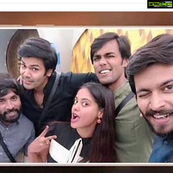 Bindu Madhavi Instagram - Bestest wishes to my bunch.... may the best win....... miss you guys😊