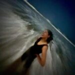 Bindu Madhavi Instagram – While u focus inwards, the whole world goes blurr….