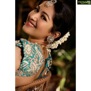 Catherine Tresa Instagram - It's been a while!! 😀 
How is everybody doing??