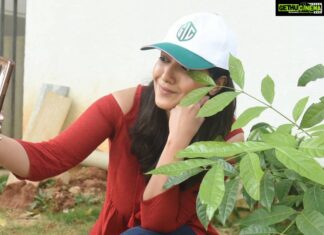 Catherine Tresa Instagram - I've accepted the #HaraHaiTohBharaHai #GreenindiaChallenge and planted 3 saplings at home ☺️. I can't stress enough on the need for us to plant more trees considering the rate at which we are chopping them down. Thank you Santosh garu for coming up with this initiative. Also nominating @worldofsiddharth @atharvaamurali @aryaoffl to plant 3 trees & continue the chain. Requesting all of you to also do your bit and plant a tree wherever you can☺️ #treesgiveusoxygen #plantasapling