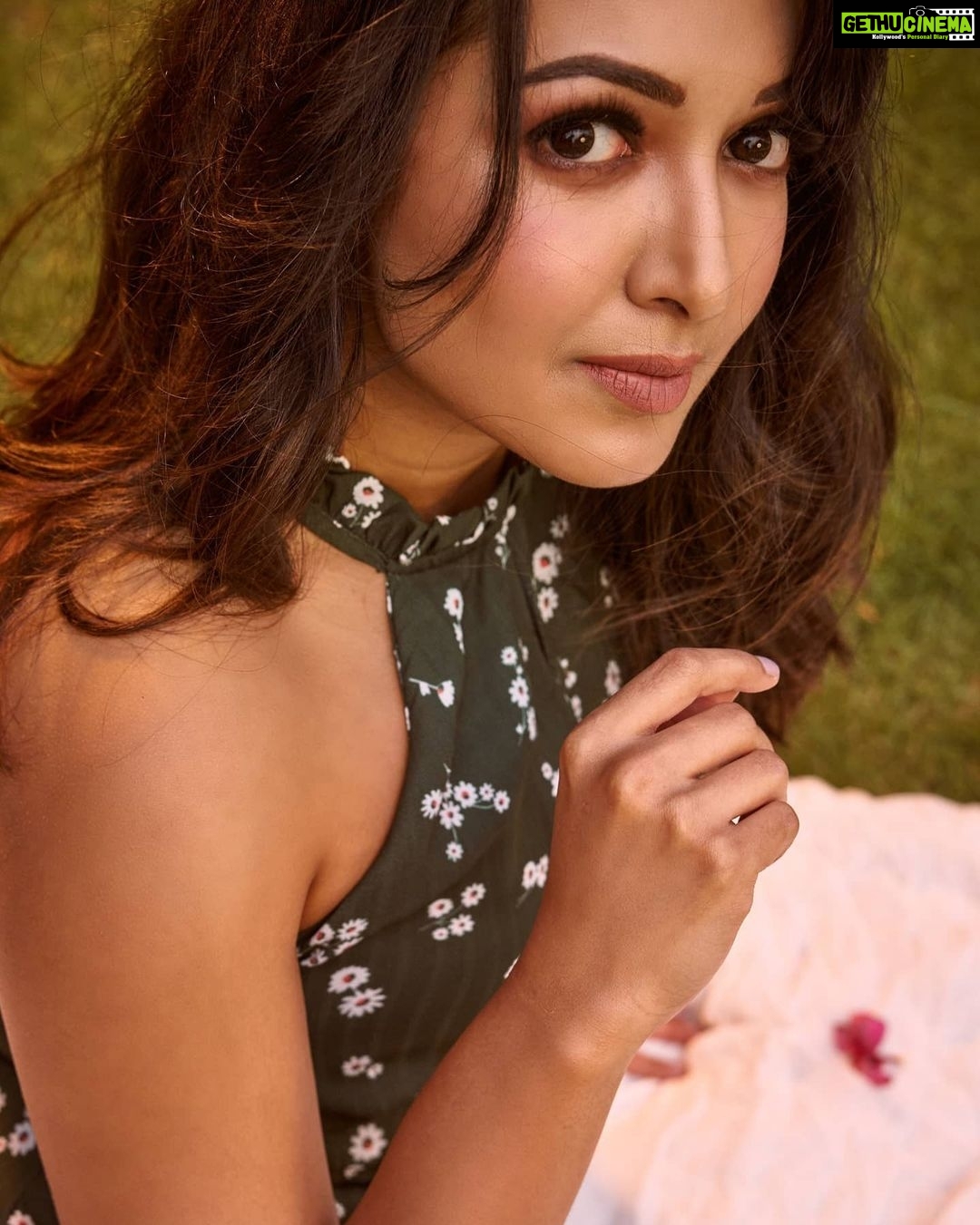 Catherine Tresa - 155.8K Likes - Bonsoir☺️✨