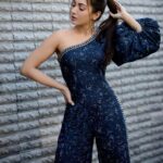 Catherine Tresa Instagram - Mood today 💙.
