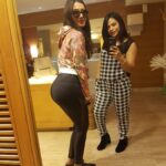 Catherine Tresa Instagram - Happy Birthday doll @batwoman_m !!🥂 Here is to more treks in our constant effort to be outdoorsy, more lounging which we are oh so good at, tons of shopping which we ironically never tire of and many, many more mirror selfies in our quest for the perfect one 😘. I miss you! Come see me soon!! Wishing you the best in all that you do🤗💗💗.
