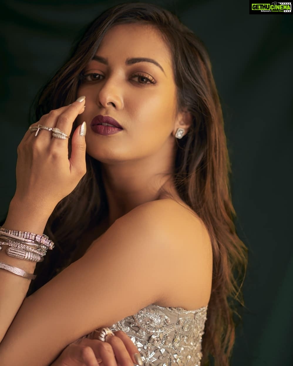 Catherine Tresa Instagram - Fantastic Sunday everyone!!!😽