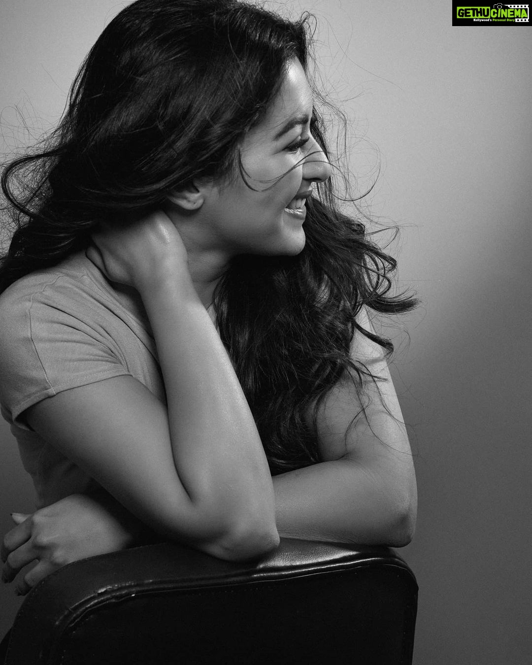 Catherine Tresa Instagram - Simplicity is the ultimate sophistication. ~ Leonardo da Vinci.