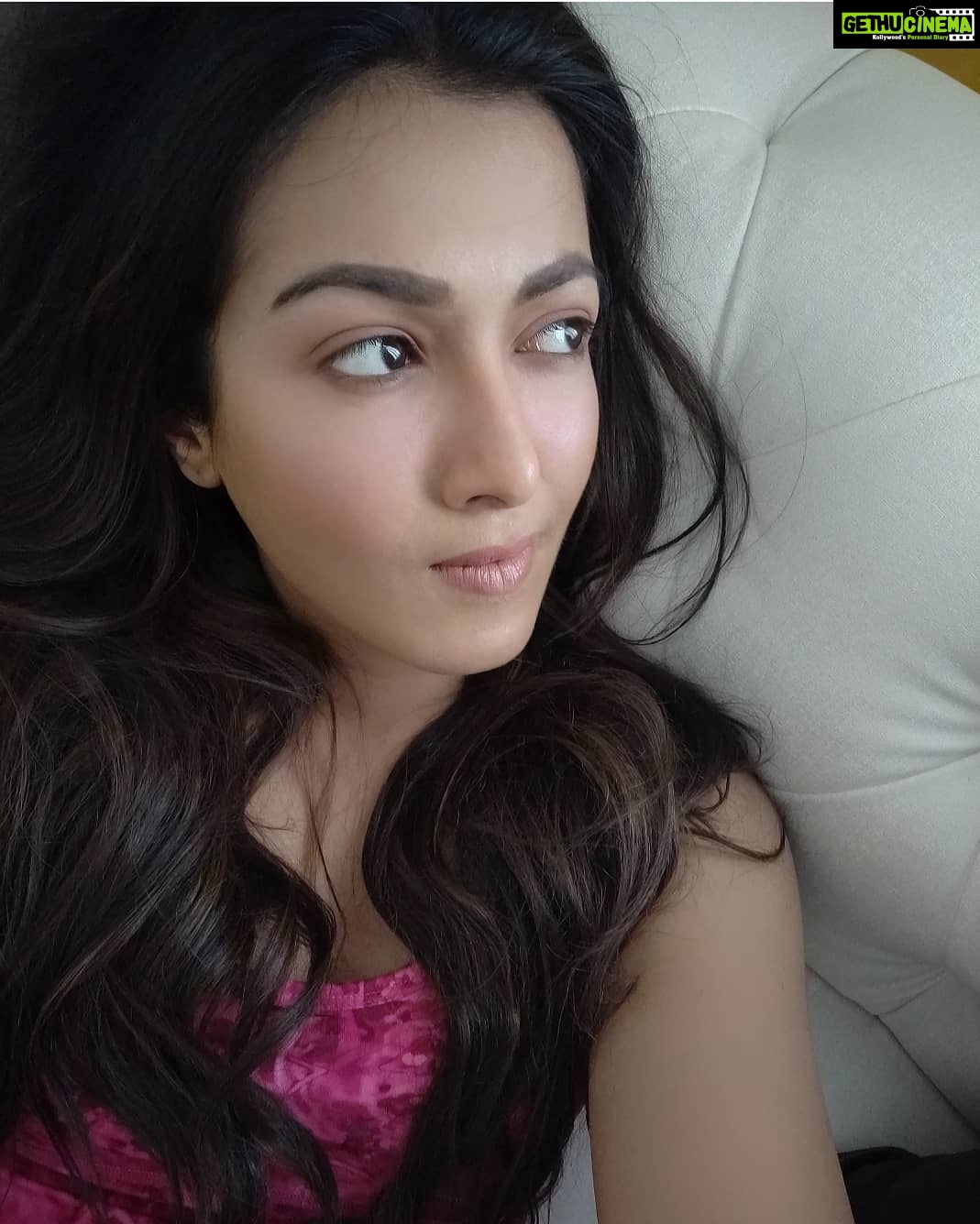 Catherine Tresa Instagram - Its been a while! #helloselfie 😘
