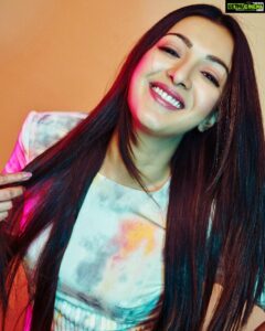 Catherine Tresa Instagram - All my original hair😁