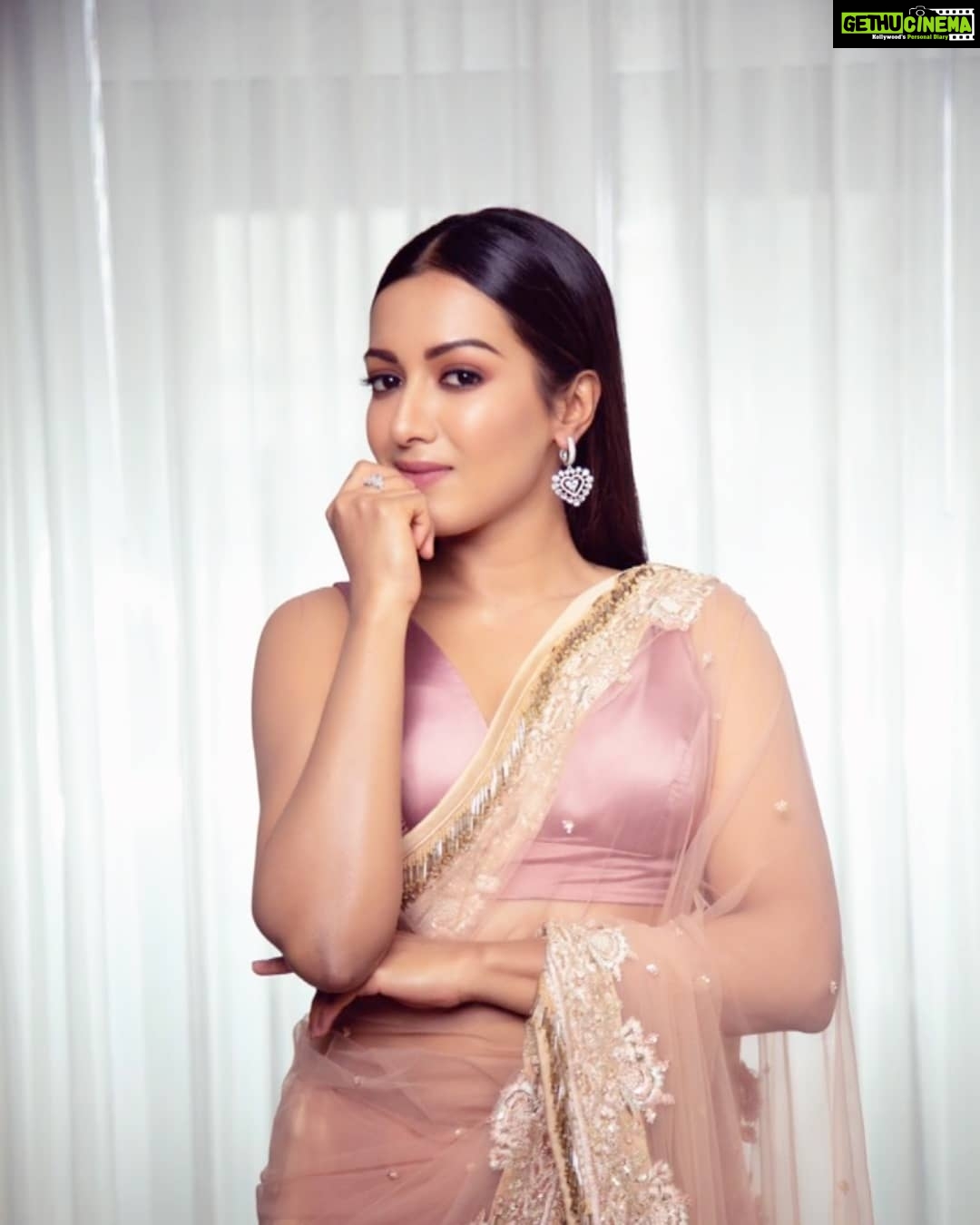 Catherine Tresa Instagram - The whole nine yards๐๐@sashivangapallicouture Jewelry by @amaridesigns Hair and makeup by @officialsandysartistry Styled by @sandysartistry ๐ธ by @chinthuu_klicks