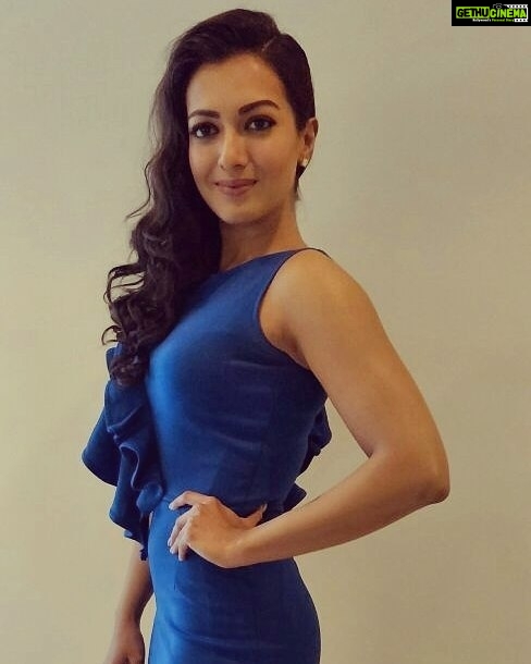 Catherine Tresa Instagram - Have a fabulous week everyone!! Diwali is around the corner. I hope you guys have a blast without the crackers. Let's make this a noise free Diwali 😘 😘