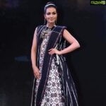 Catherine Tresa Instagram – Happy to have been a part of Woven, an initiative to felicitate and support Weavers in our country. Nothing like handloom😄😄