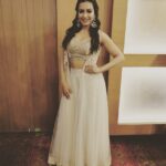 Catherine Tresa Instagram - Wishing all my darlings a very Happy Friendship Day and a fantastic Sunday! Much love 😘😘
