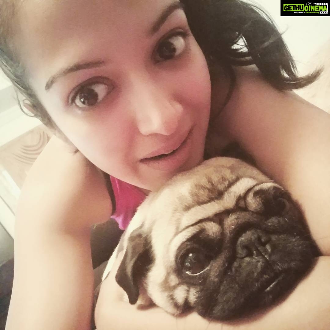 Catherine Tresa Instagram - Brandy finally has her eyes wide open. #bugeyes