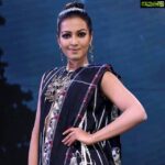 Catherine Tresa Instagram – Happy to have been a part of Woven, an initiative to felicitate and support Weavers in our country. Nothing like handloom😄😄