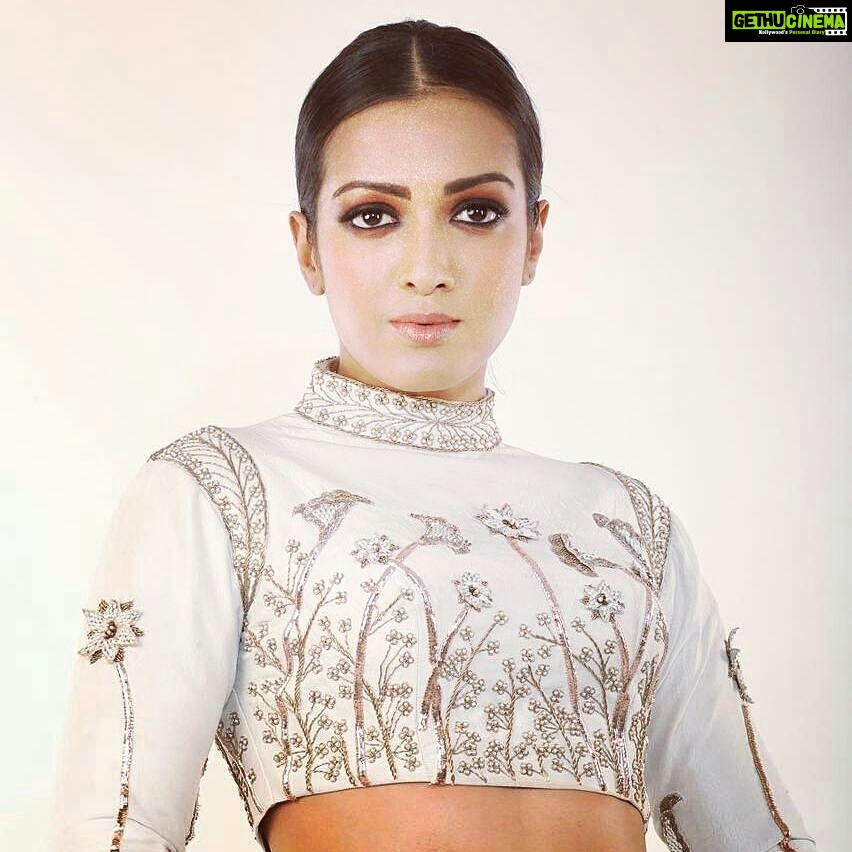 Catherine Tresa Instagram - #Devikarani #Nenerajunenemantri. Lovely outfit by @kalkifashion.