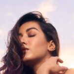 Catherine Tresa Instagram – And, she stepped into the twilight……

#goldenhour #natureisart #itsallgood #love