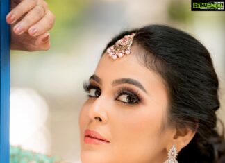 Chandini Tamilarasan Instagram - 😍😍 📸- @camerasenthil Muah - @jeevitha.mua ❤️ Styled by @indu_ig @stylewithig Outfit @adhiktha_by_sn Assisted by @wildest_dreams_boi_ @saranyajeevan10