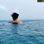Chandini Tamilarasan Instagram - “As endless as the ocean , As timeless as the tides” #beachholiday #serene #infinitypool #getaway