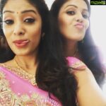 Chandini Tamilarasan Instagram - Trying it for the first time .. Thnks love @diya_menon 💕💕