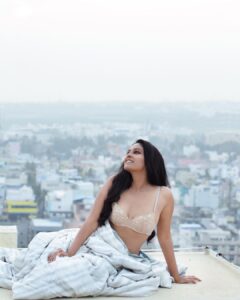 Chandini Tamilarasan Instagram - Constantly searching for views that take my breath away ❤️

📸- @irst_photography 
Muah - @bhuvanabridaldiaries