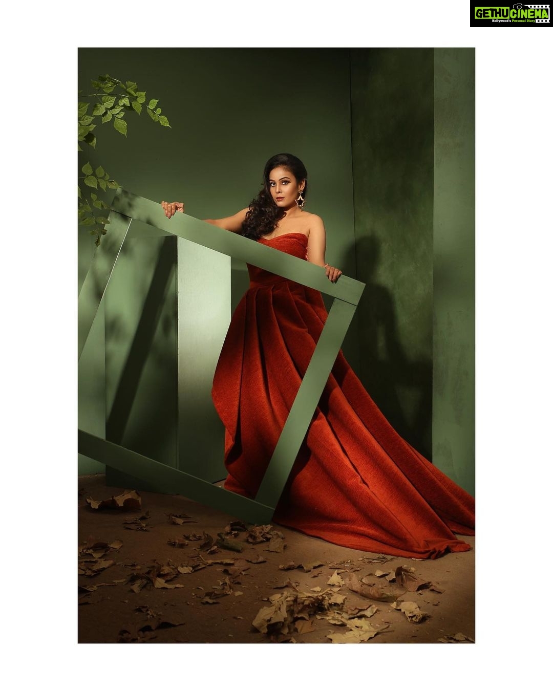 Chandini Tamilarasan Instagram - Dream without fear. Concept & styling : @sugu_star costumes : @gasudesigners @hemas_gasu_designers_studio ๐ธ : @alex_judeson Make up : @bhavanasmakeoverofficial Designers : @sugu_star @ramu_venkat87 #chandinitamilarasan #gasudesignerstudio #HEMASGASUDESIGNERS #bhavanasmakeover #alexjudeson #conceptsbygasudesingersstudio